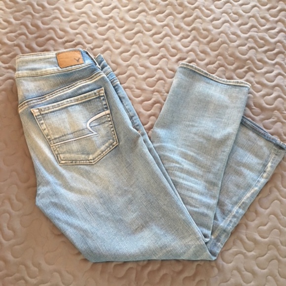 American Eagle Outfitters Denim - AE Artist Crop Jeans Light Wash